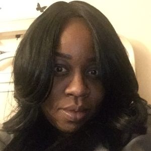 Meet your Posher, Tia